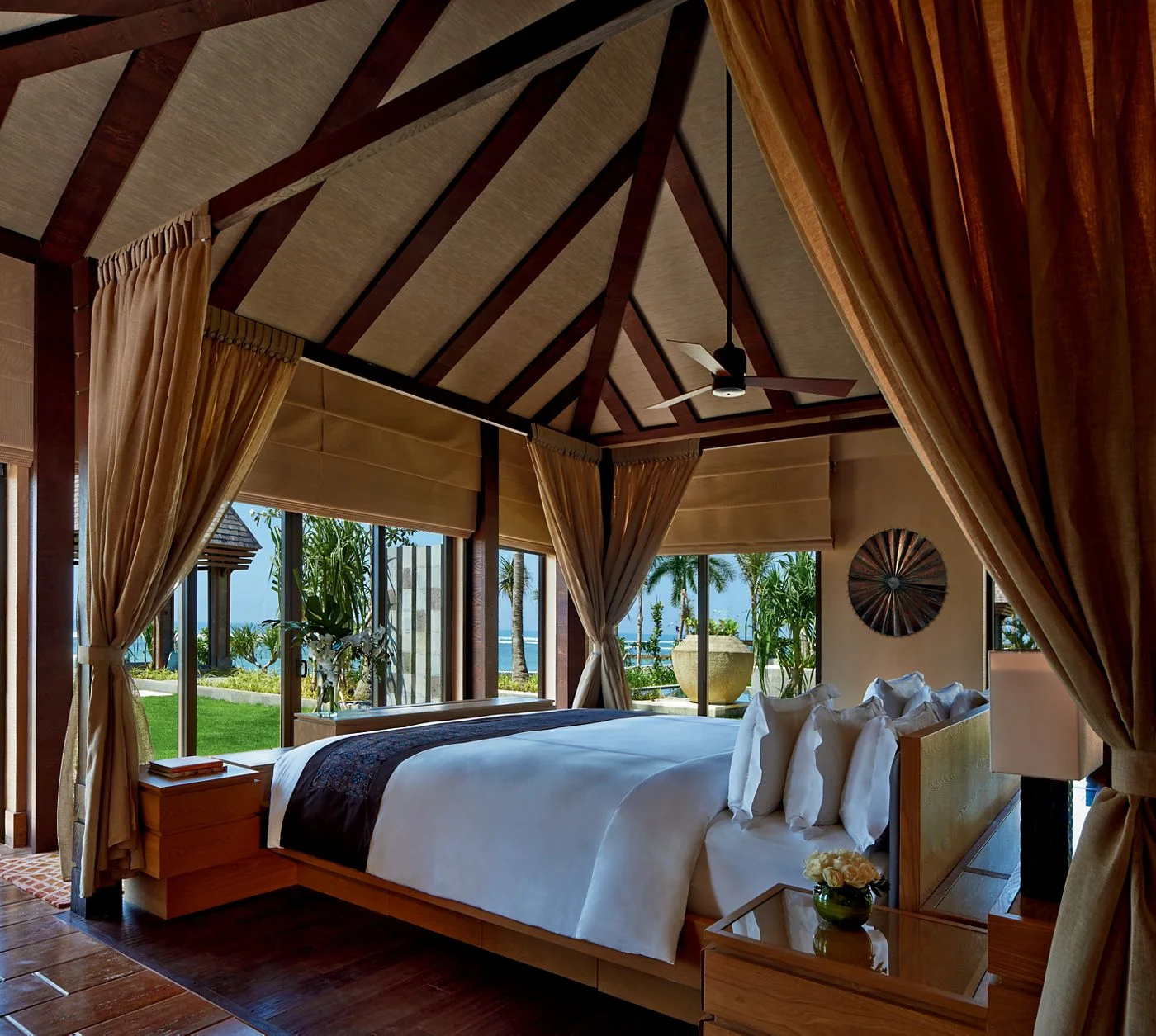 3BR Ritz Carlton Ocean Front Villa with Private Pool